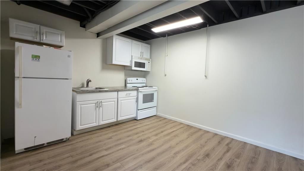 14912 Pine View Drive — photo 32