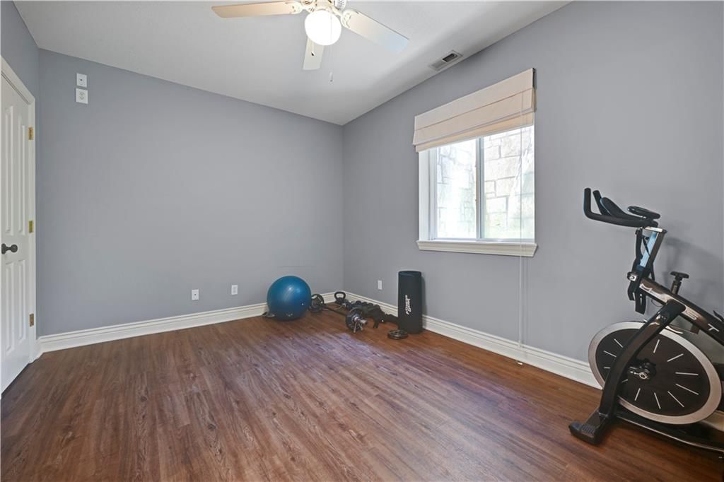 5013 W 150TH Street — photo 49