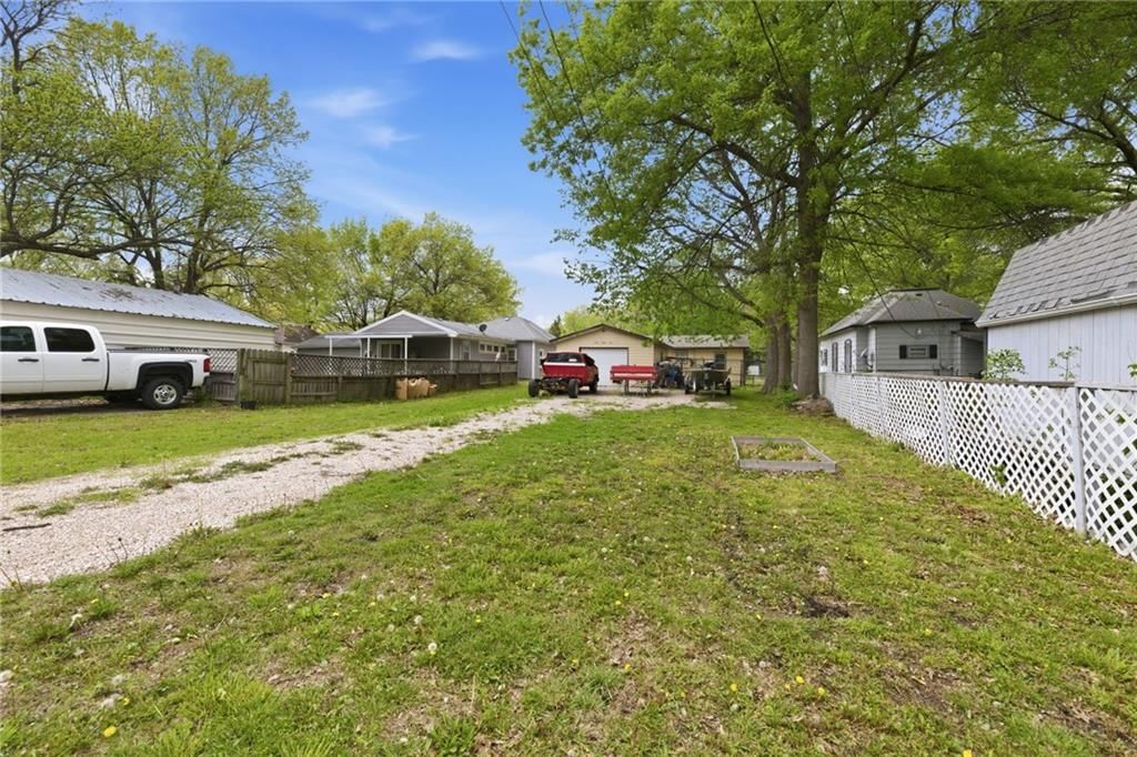 735 S Willow Street — photo 21