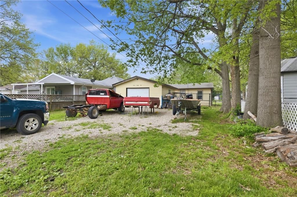 735 S Willow Street — photo 23