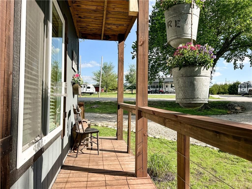 134 N Linn Valley Drive — photo 40