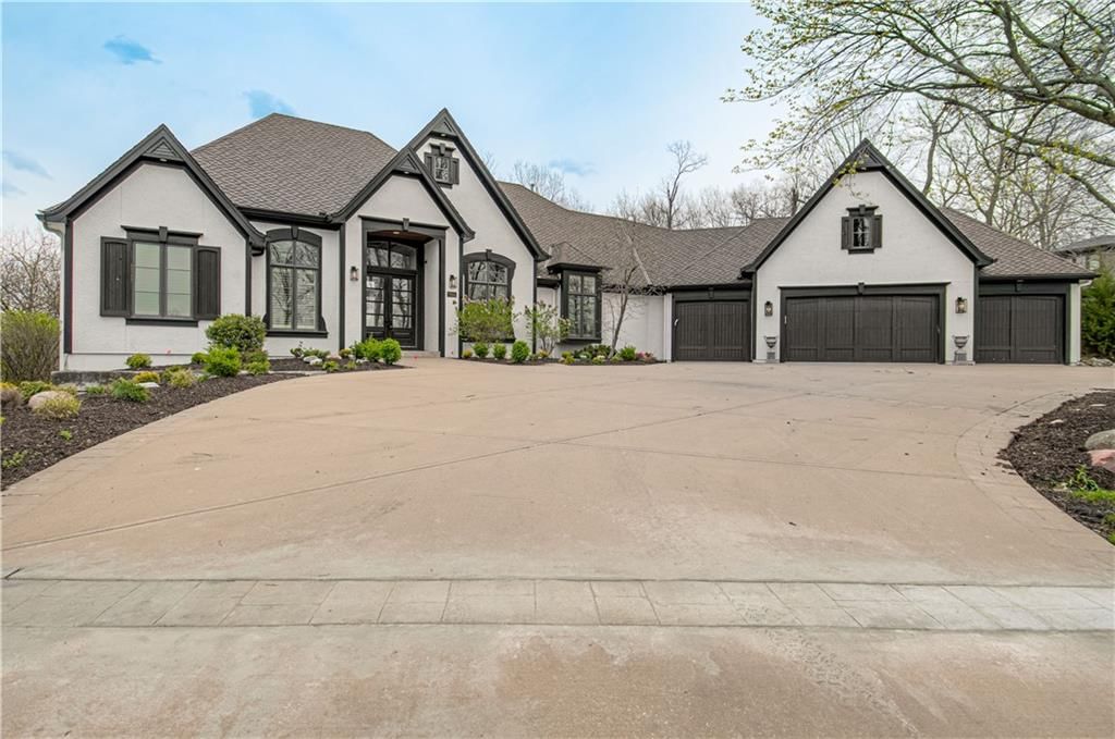 7055 NW Scenic Drive — photo 1