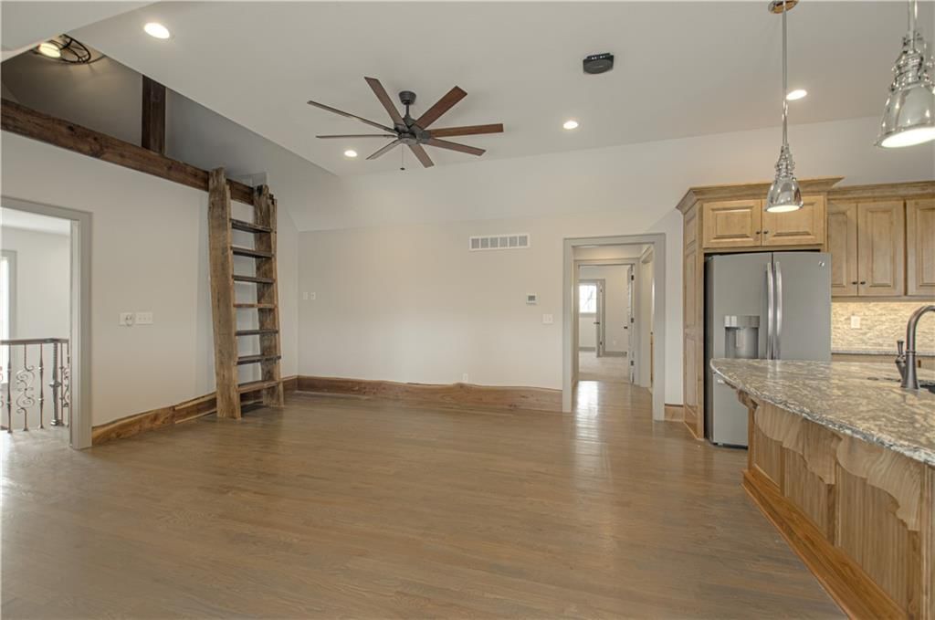 7055 NW Scenic Drive — photo 74