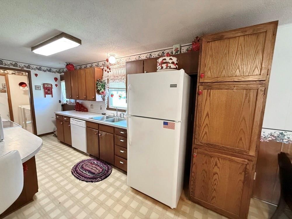 902 S First Street — photo 10