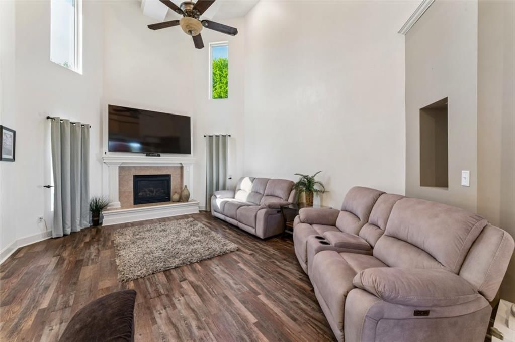 1011 Foxtail Drive — photo 15