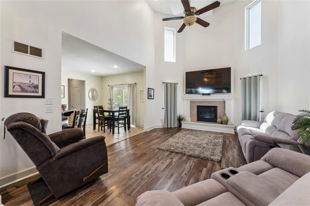 1011 Foxtail Drive — photo 16