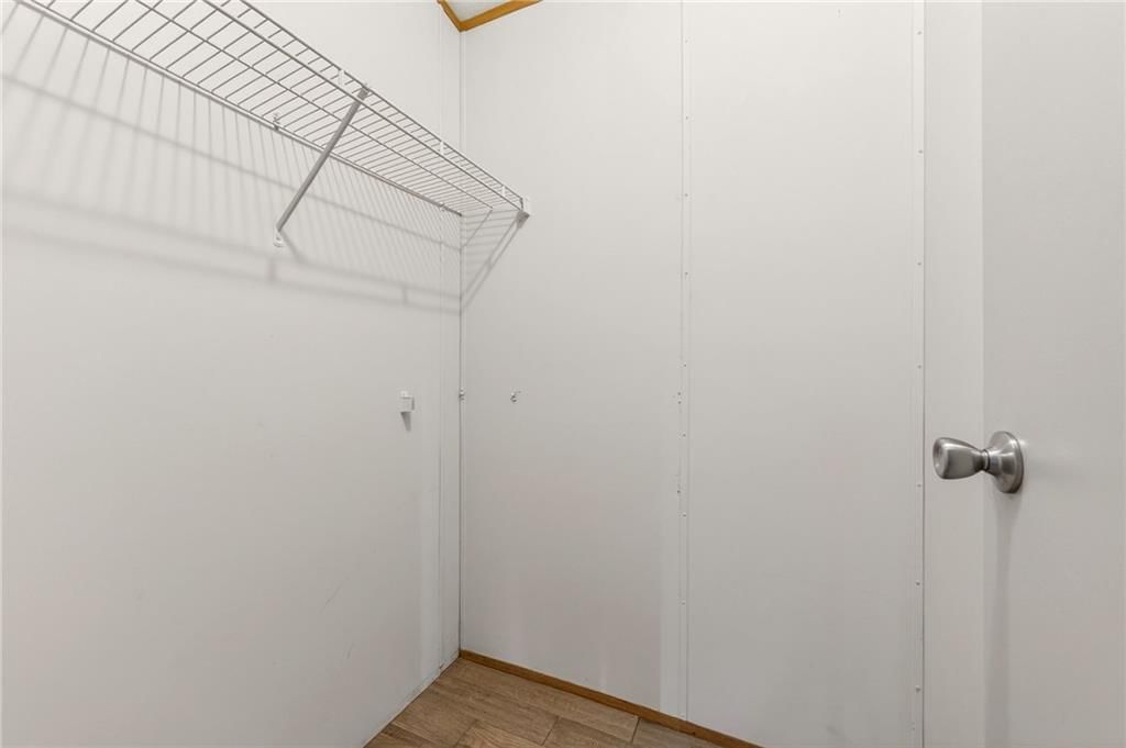 8205 E 255th Terrace — photo 4