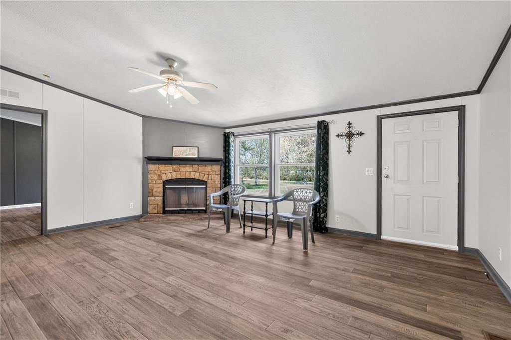 8205 E 255th Terrace — photo 17