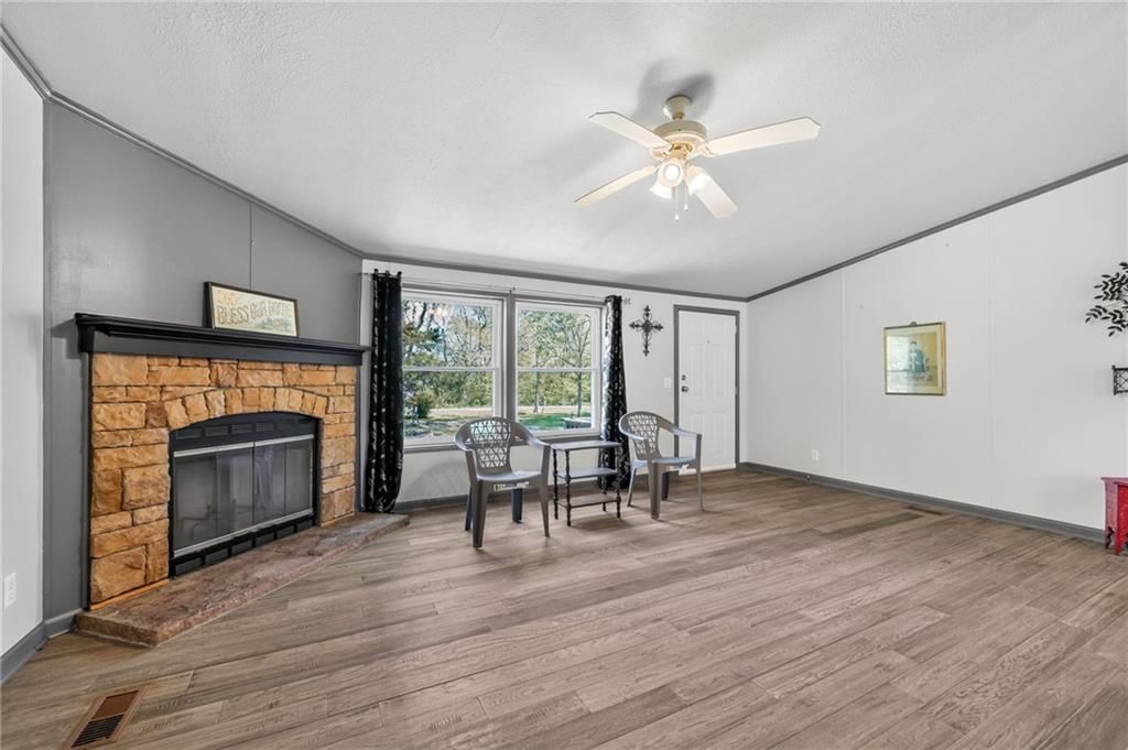 8205 E 255th Terrace — photo 18
