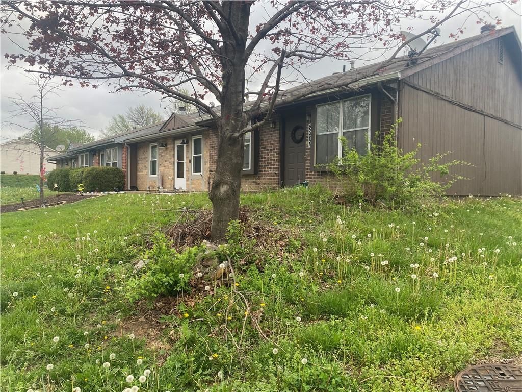 8213 NW Mace Road — photo 3