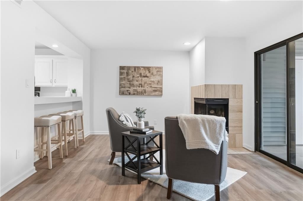 8810 W 106 Terrace — photo 5