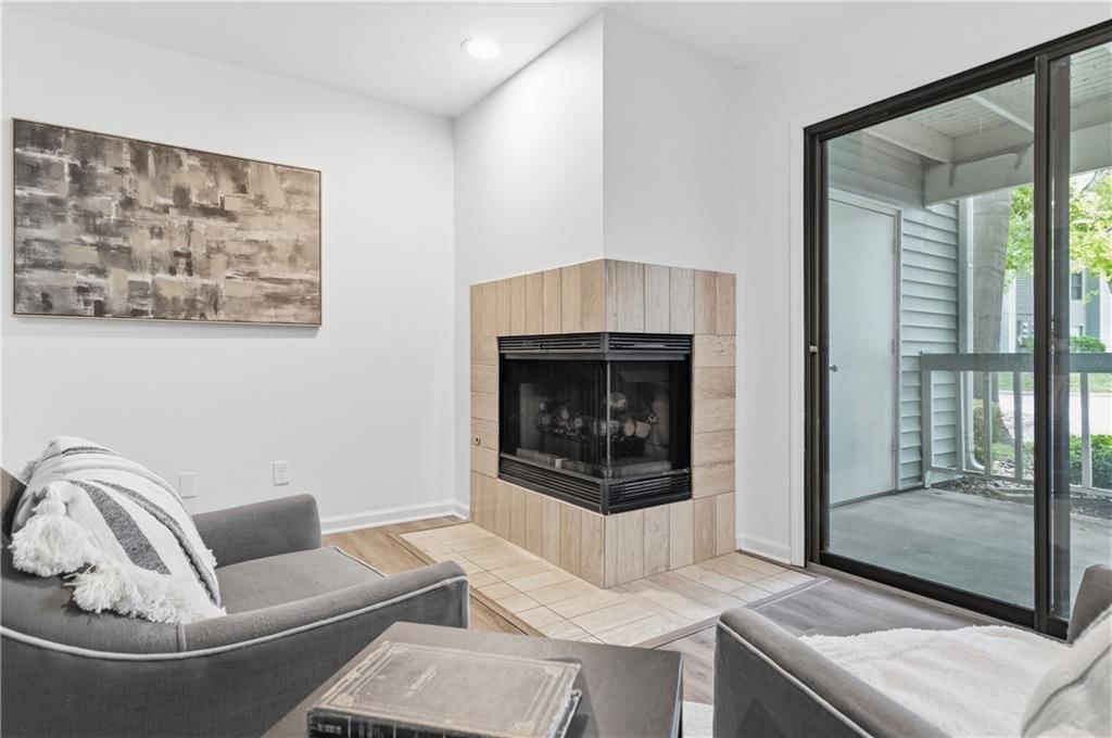 8810 W 106 Terrace — photo 7