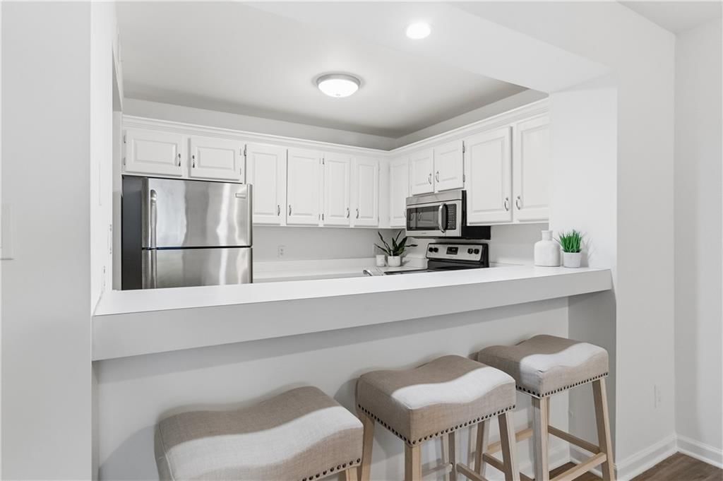 8810 W 106 Terrace — photo 9
