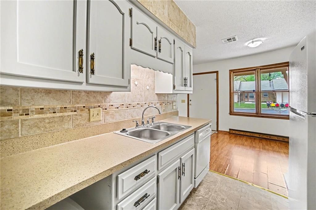 18867 Sunrise Drive — photo 10