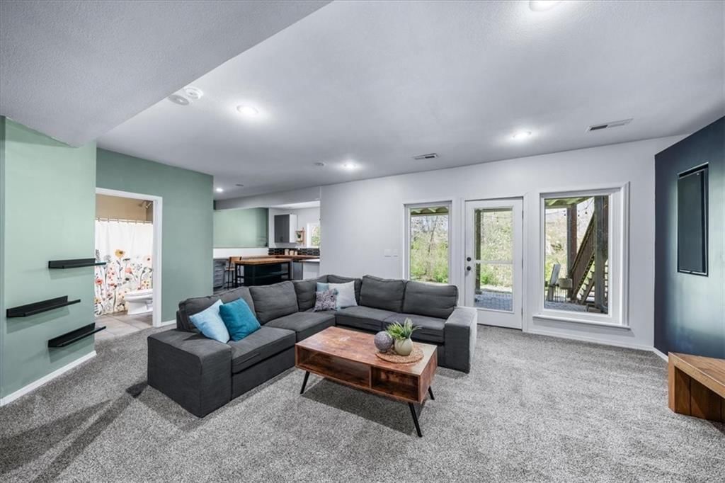 6344 Lakecrest Drive — photo 24