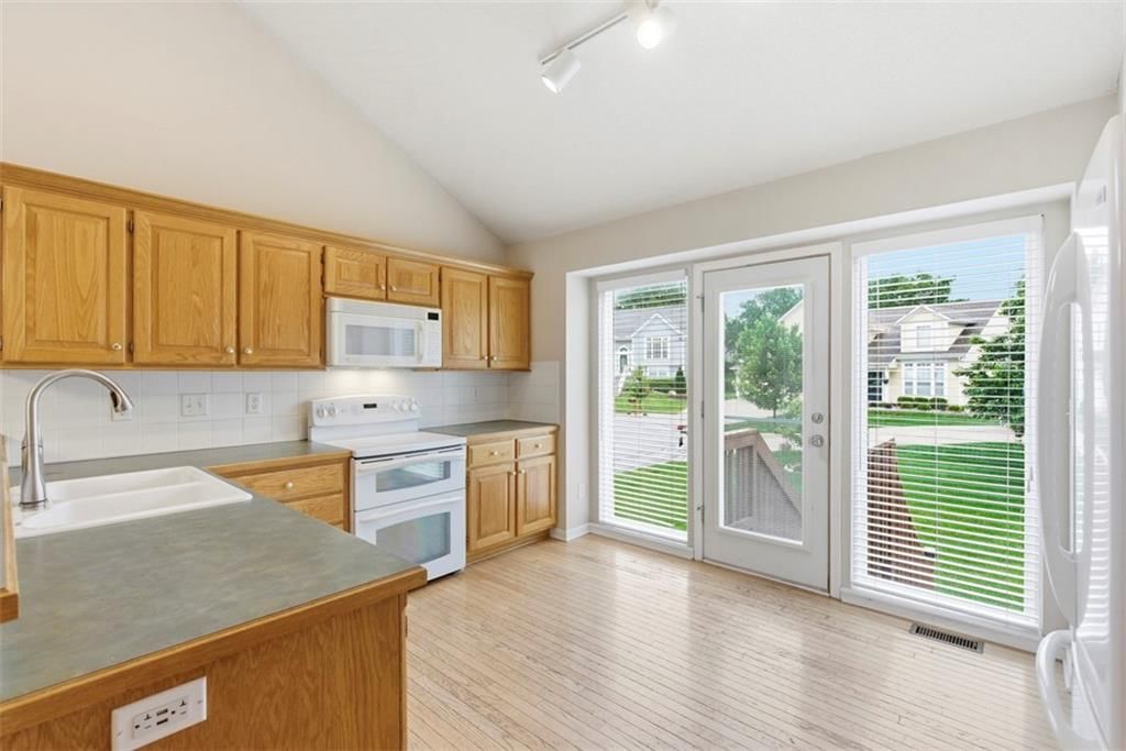 12057 S Troost Street — photo 20