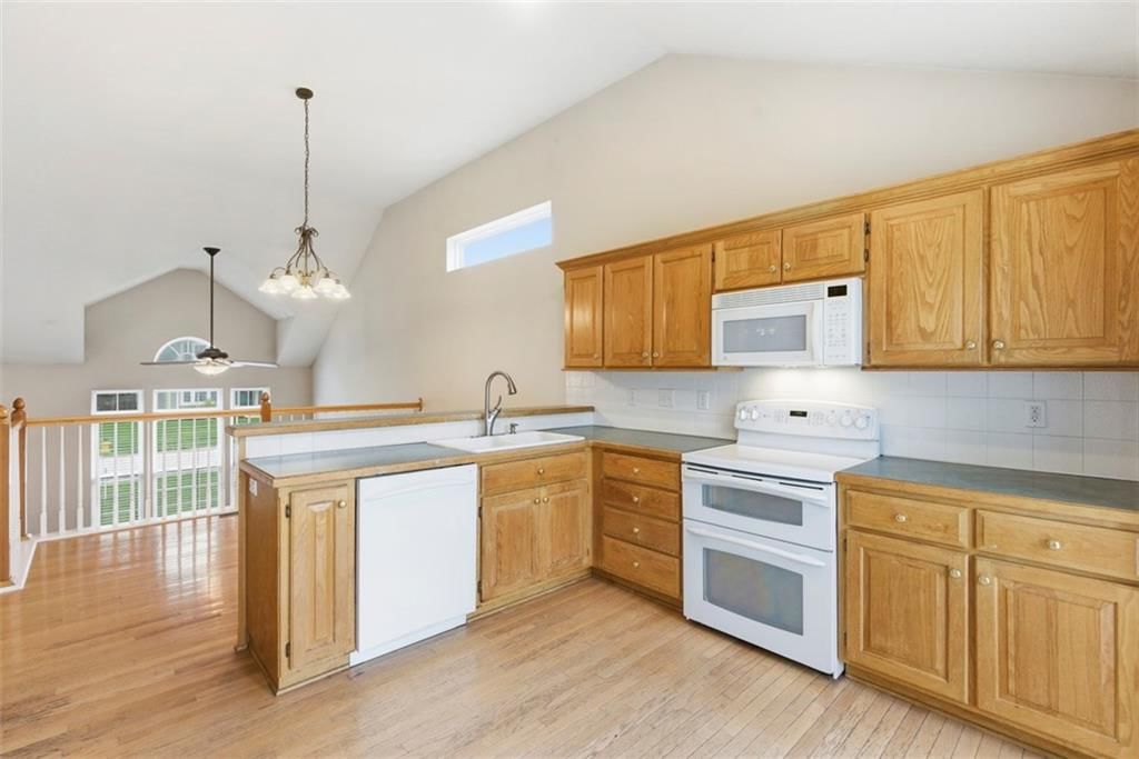 12057 S Troost Street — photo 22