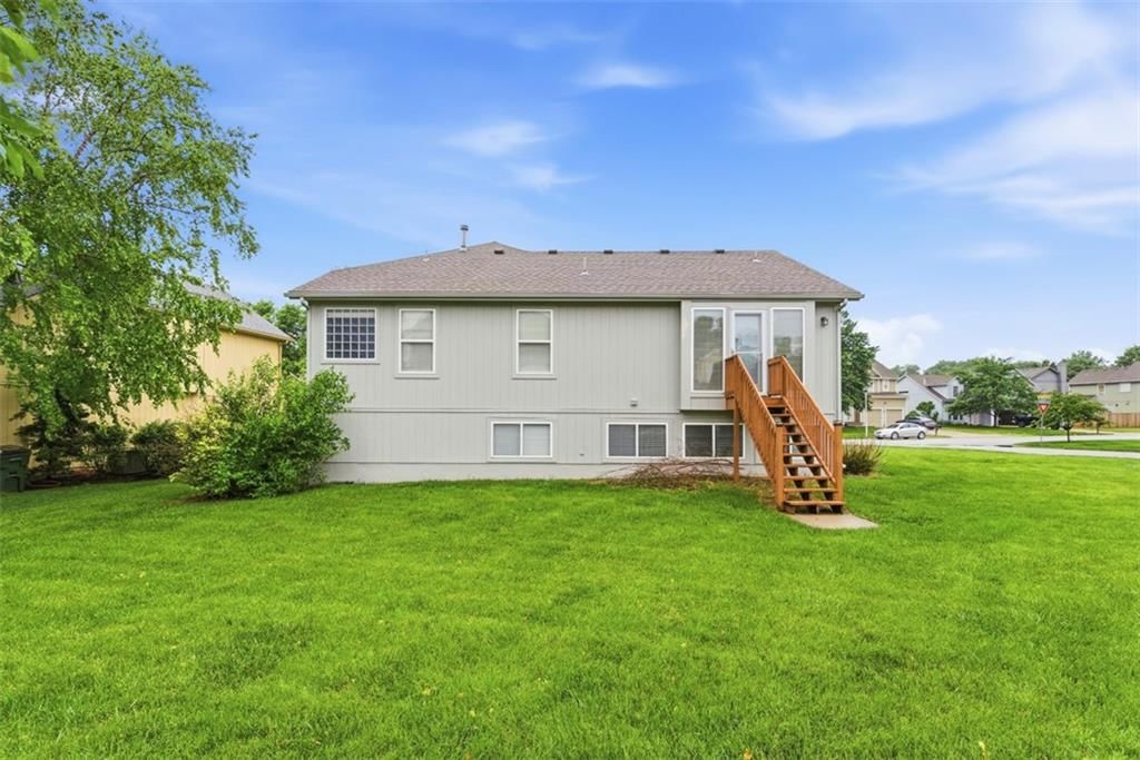 12057 S Troost Street — photo 37