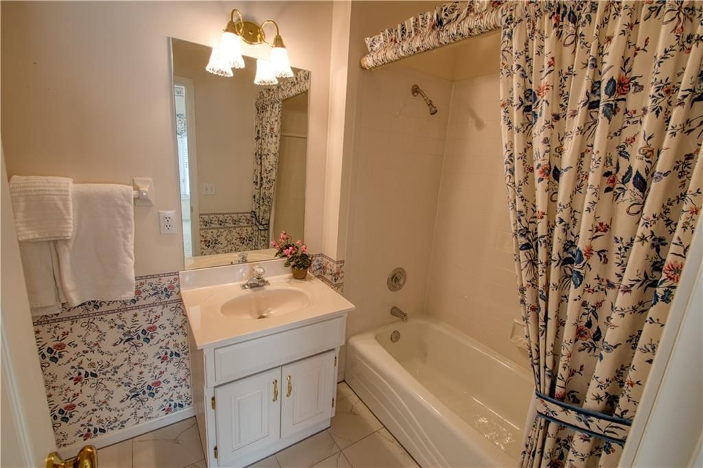 12227 Sagamore Road — photo 25
