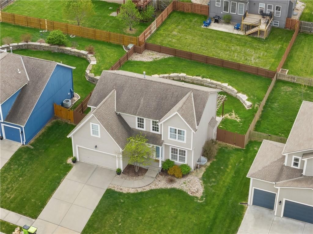1240 SW Nagona Lane — photo 4