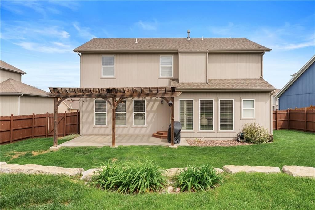1240 SW Nagona Lane — photo 43