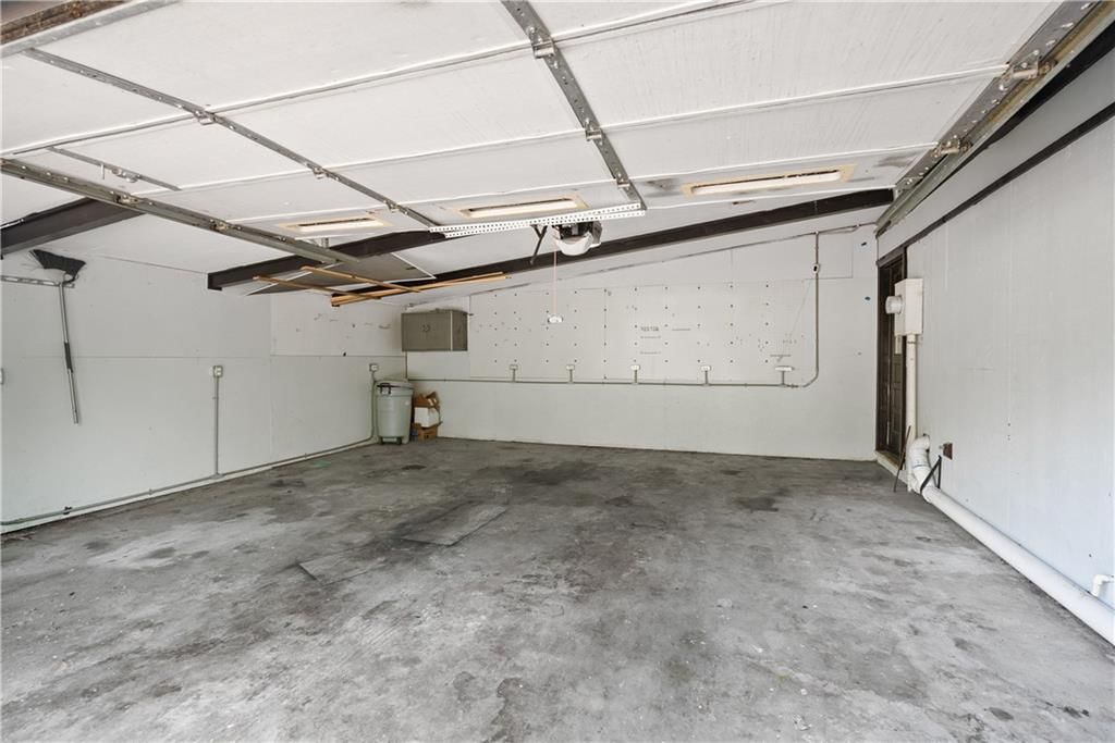 106 Oak Hills Drive — photo 48