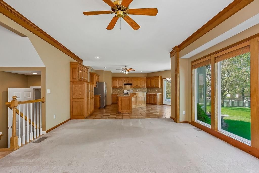5210 Round Prairie Street — photo 10