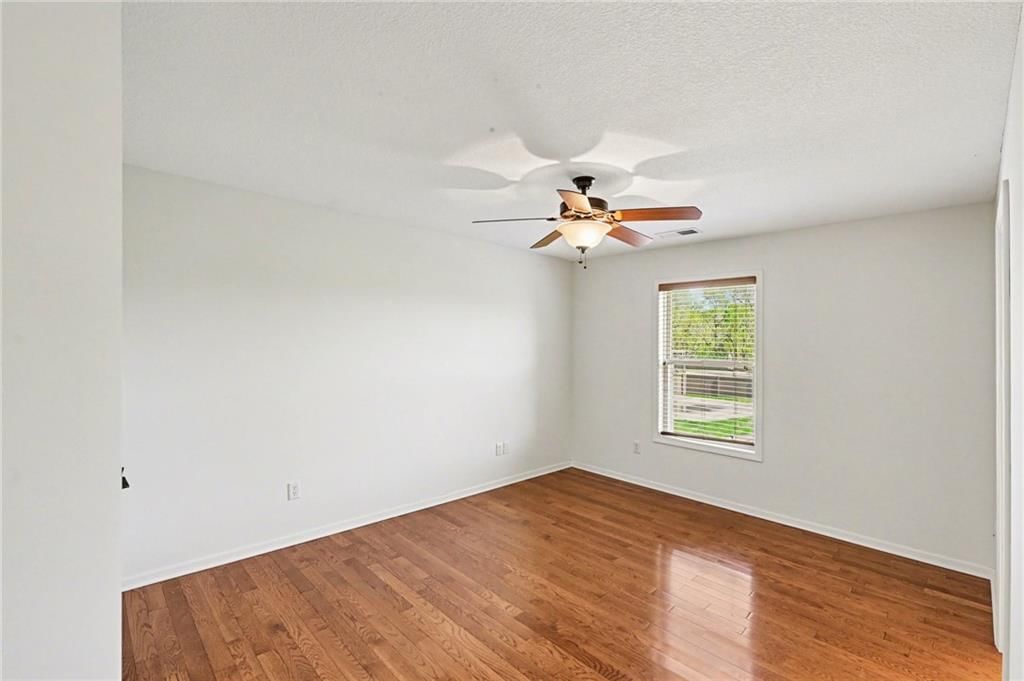 8804 SE 1st Street — photo 30