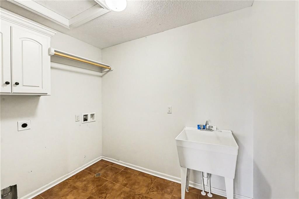 8804 SE 1st Street — photo 39