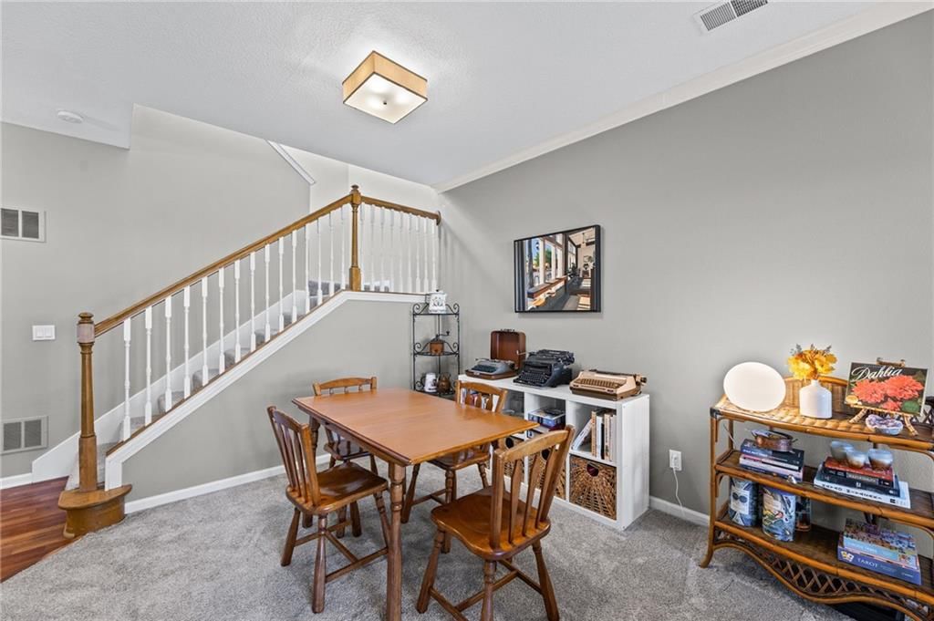 Photo 8 of 36 - 21112 W 118th Terrace, Olathe, KS 66061