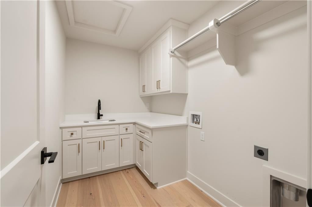 4617 W 72nd Street — photo 38