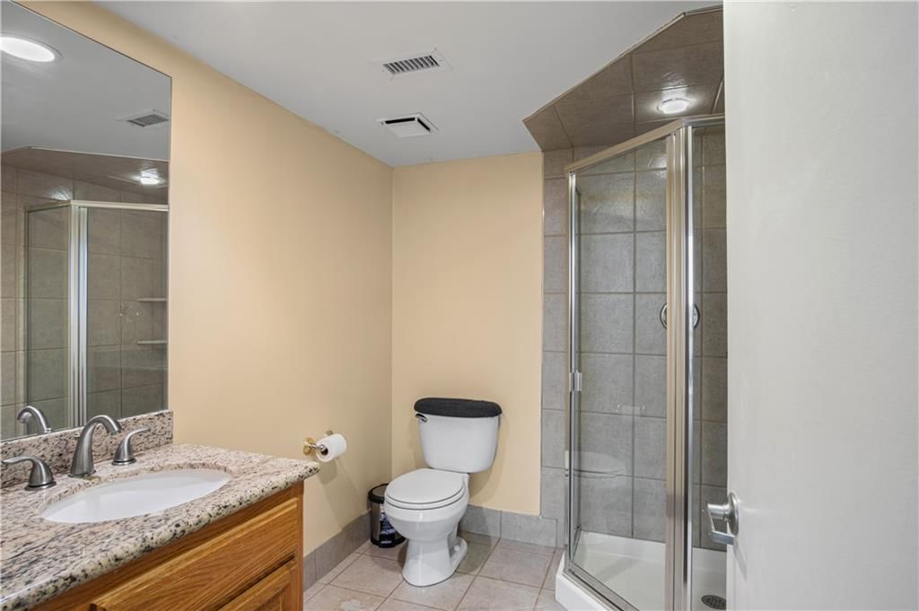600 Admiral Boulevard — photo 10
