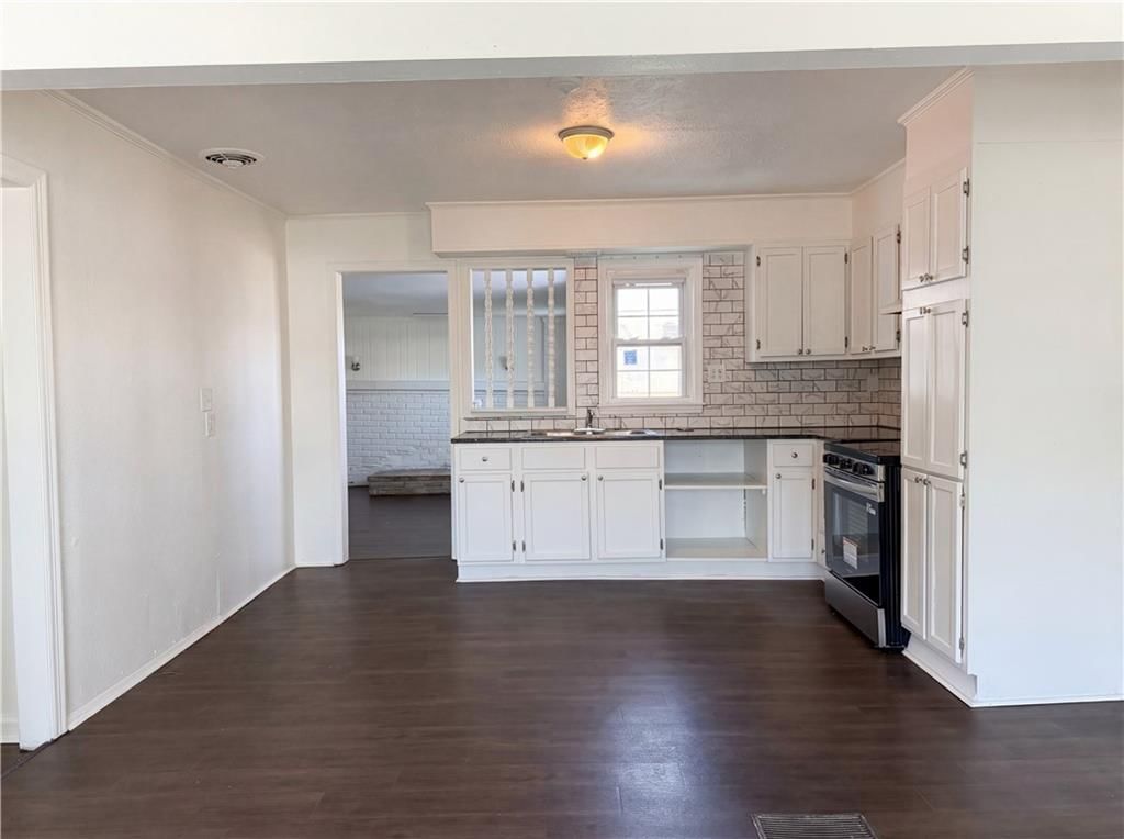 410 B Street — photo 2