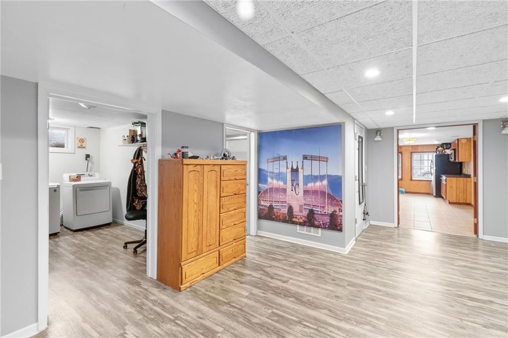 1211 Park Avenue — photo 24