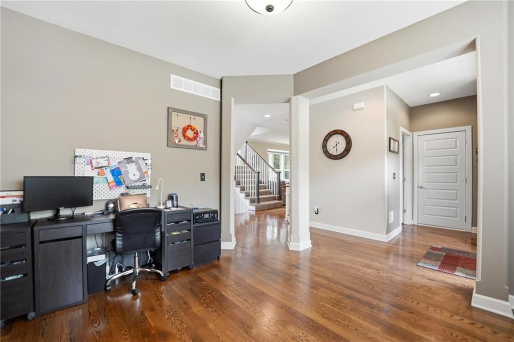 5695 NW Heritage Hill Road — photo 6