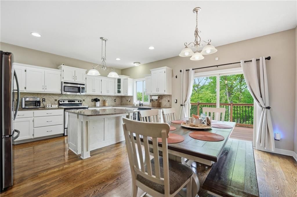 5695 NW Heritage Hill Road — photo 7