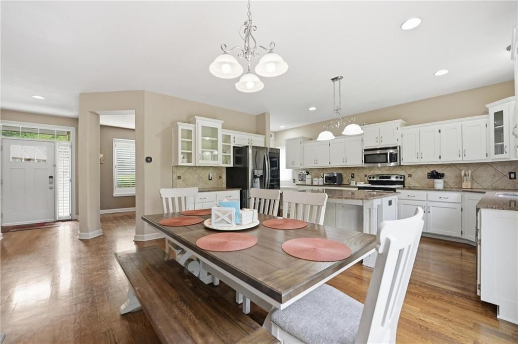 5695 NW Heritage Hill Road — photo 10