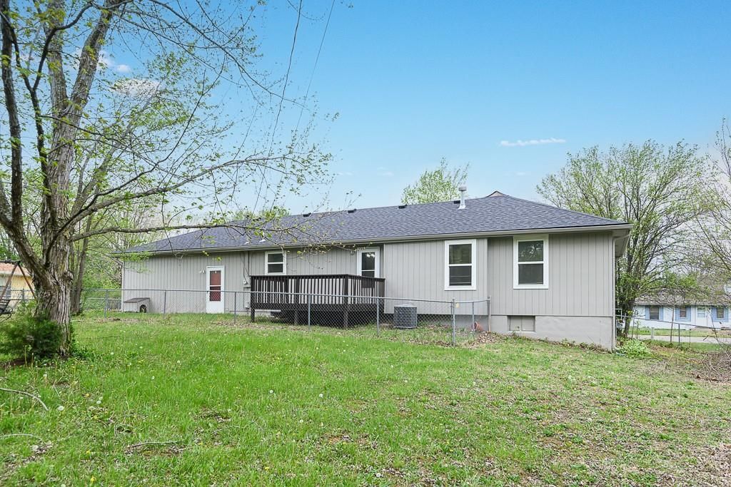 505 Laughlin Drive — photo 21