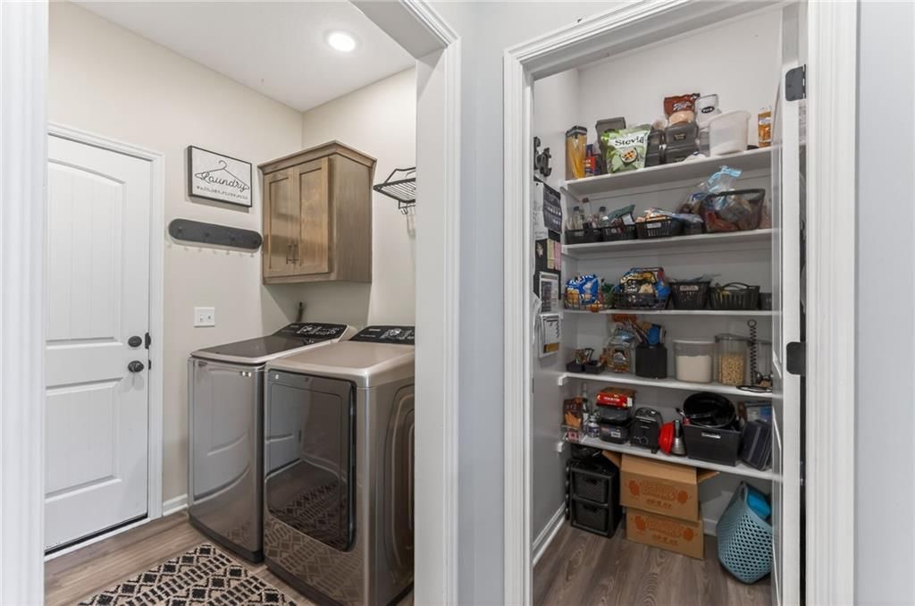 10010 Webster Avenue — photo 18