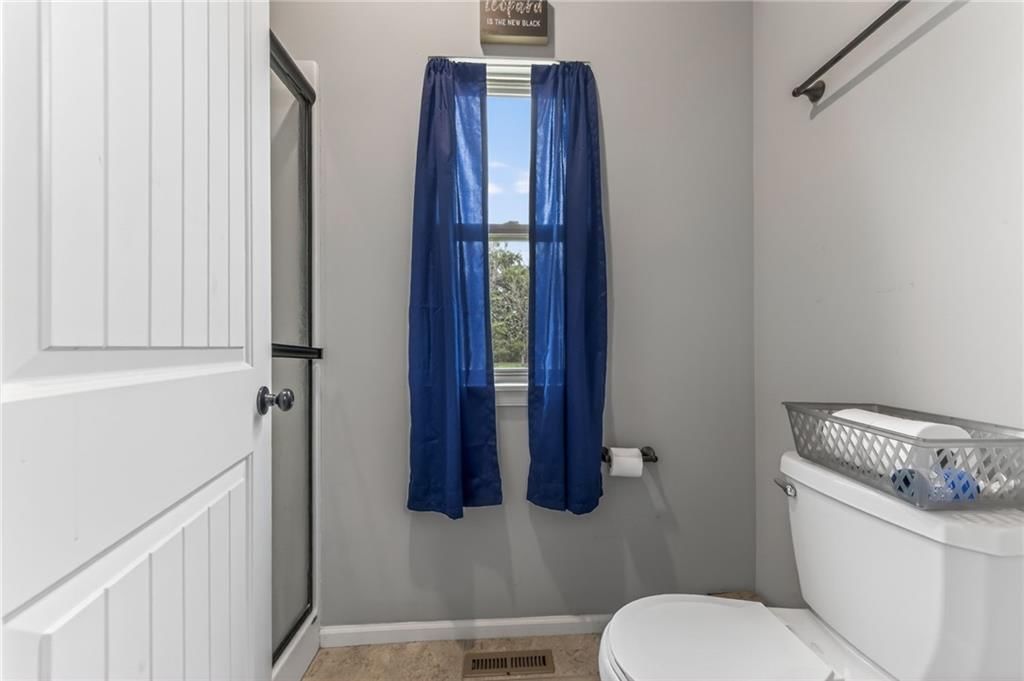 10010 Webster Avenue — photo 23