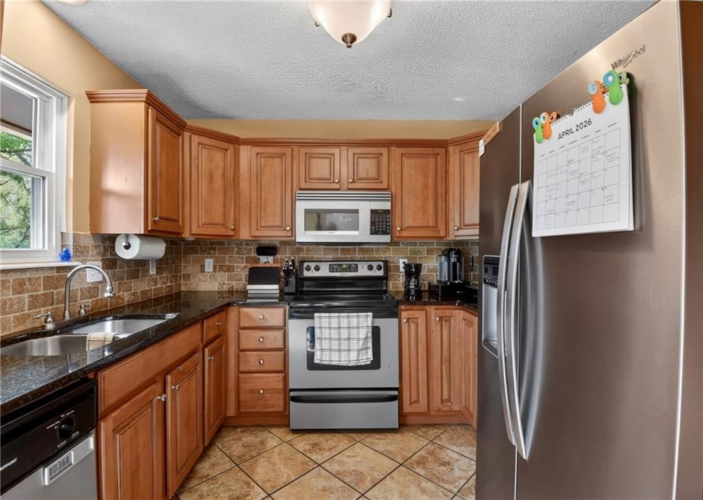 2027 NE PATTERSON Drive — photo 14