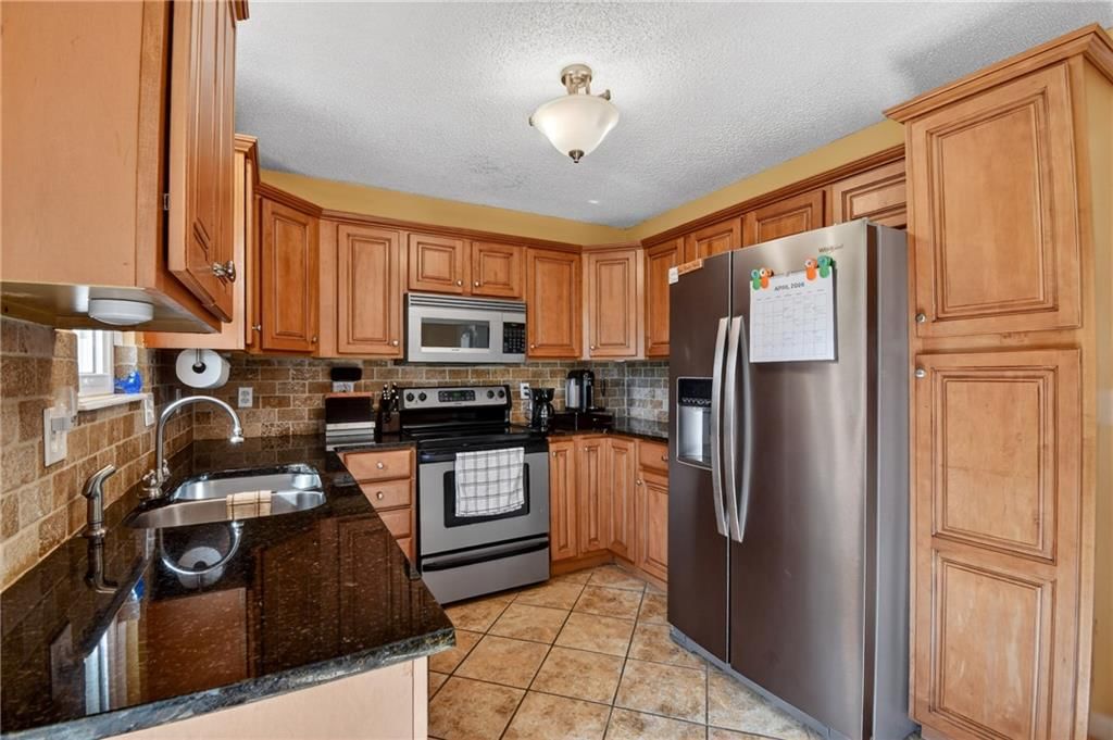 2027 NE PATTERSON Drive — photo 15
