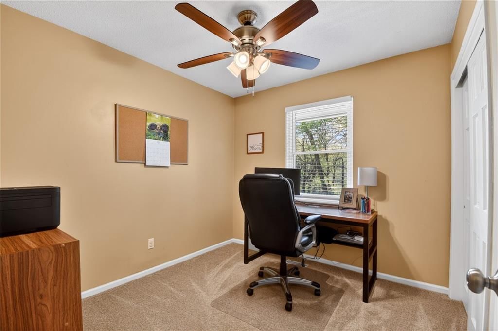 2027 NE PATTERSON Drive — photo 24
