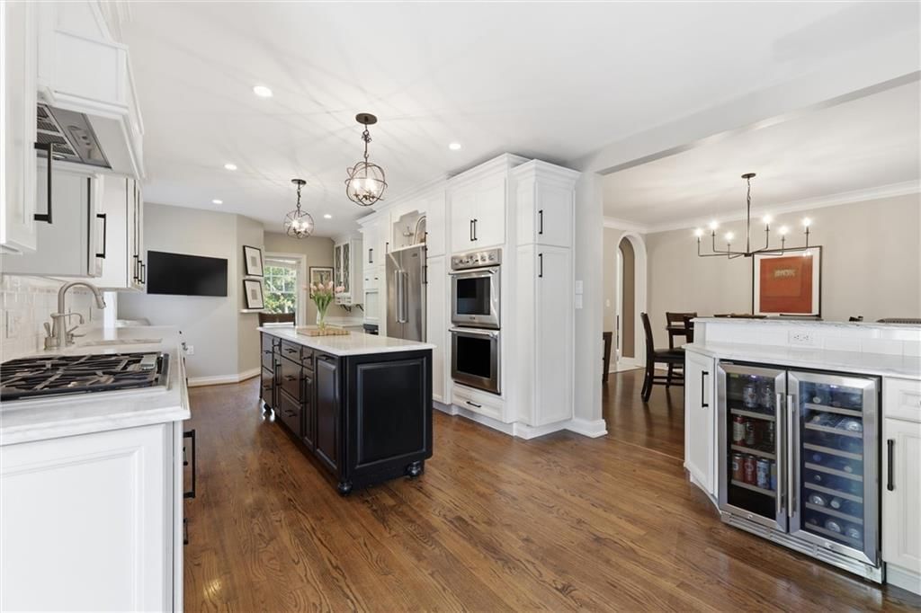 709 W 50th Street — photo 11