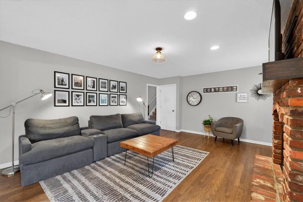 11401 W 72nd Terrace — photo 7