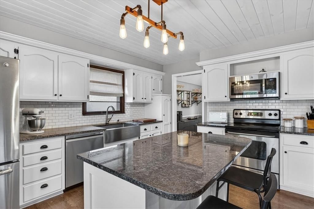 11401 W 72nd Terrace — photo 9