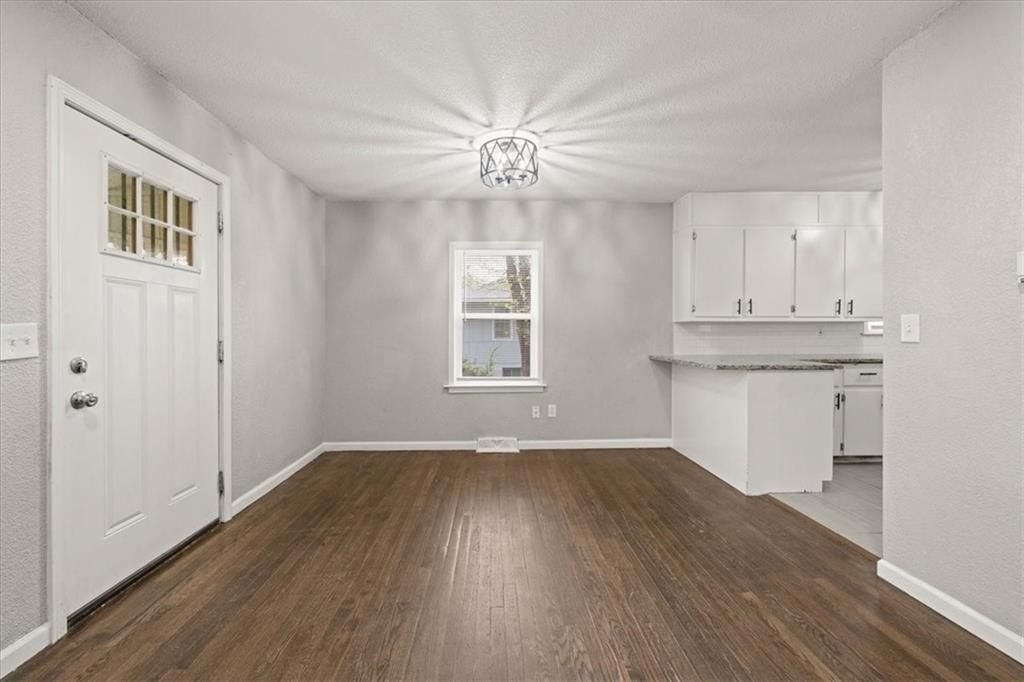 10505 Oakland Avenue — photo 6