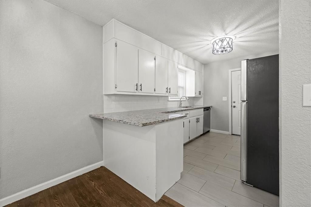 10505 Oakland Avenue — photo 7