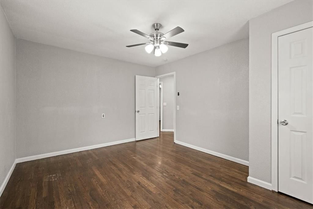 10505 Oakland Avenue — photo 21