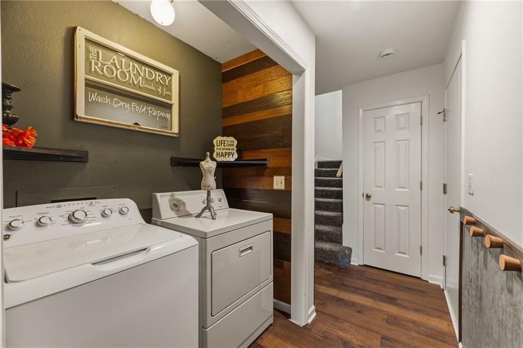 316 Creekside Court — photo 6